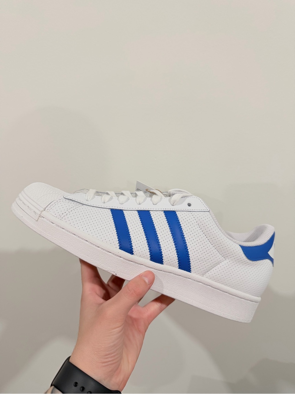 Adidas Men’s Superstar size 11